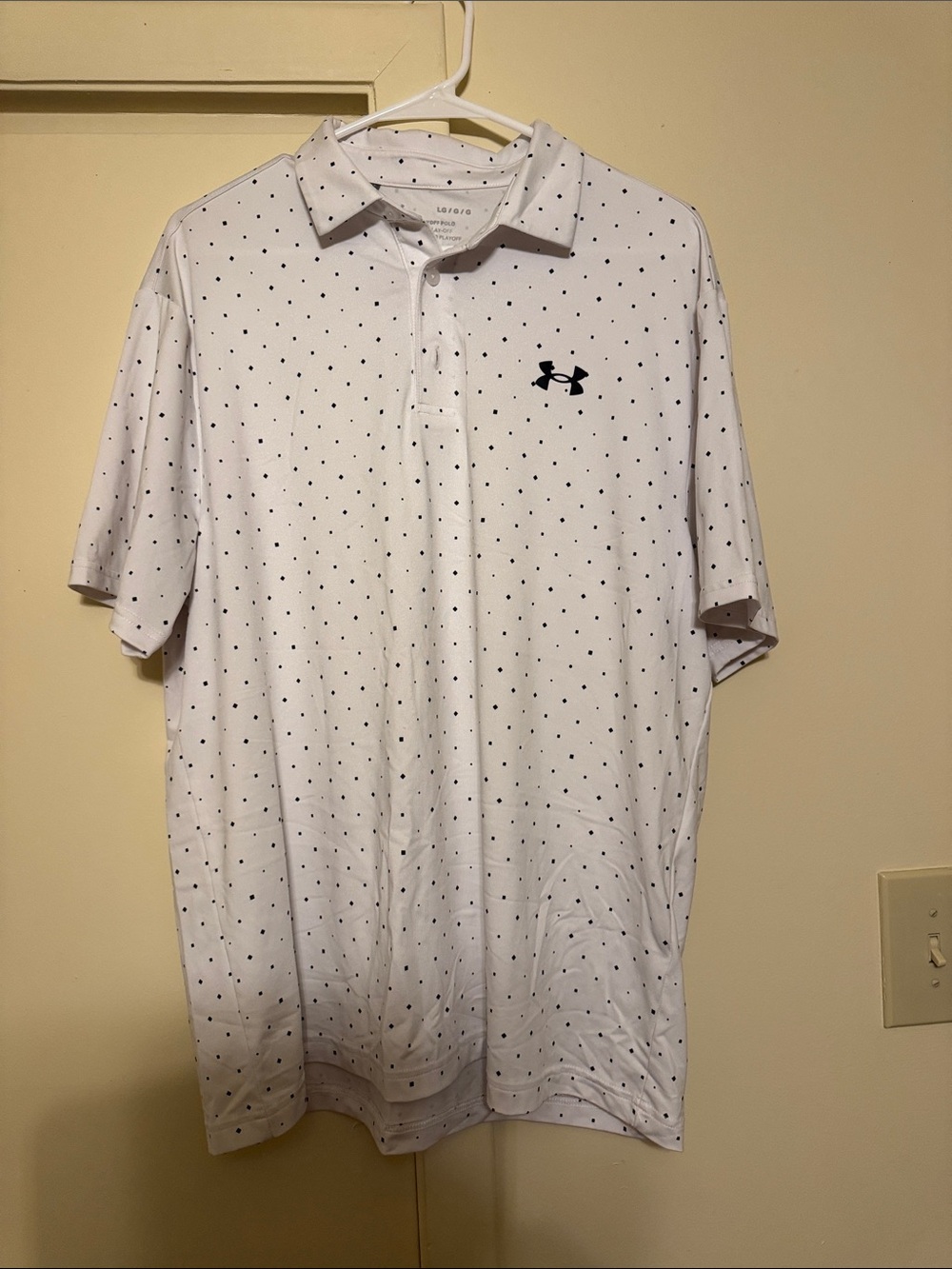 Under Armour Men’s White Polo with Black Print